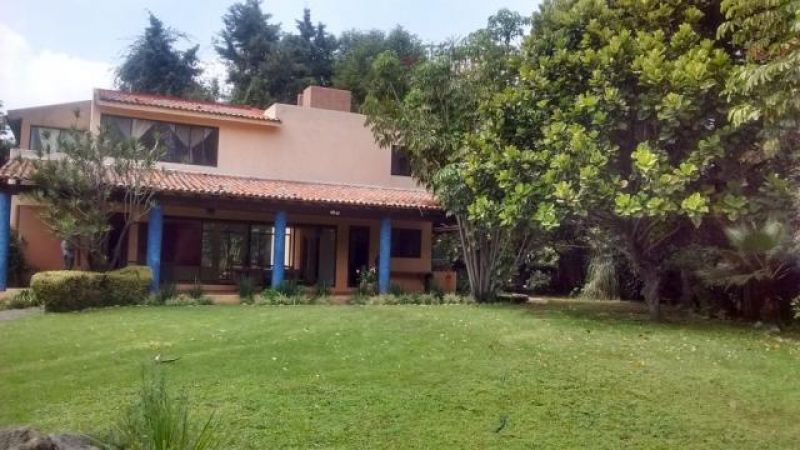 Casas en Santa María Ahuacatitlan