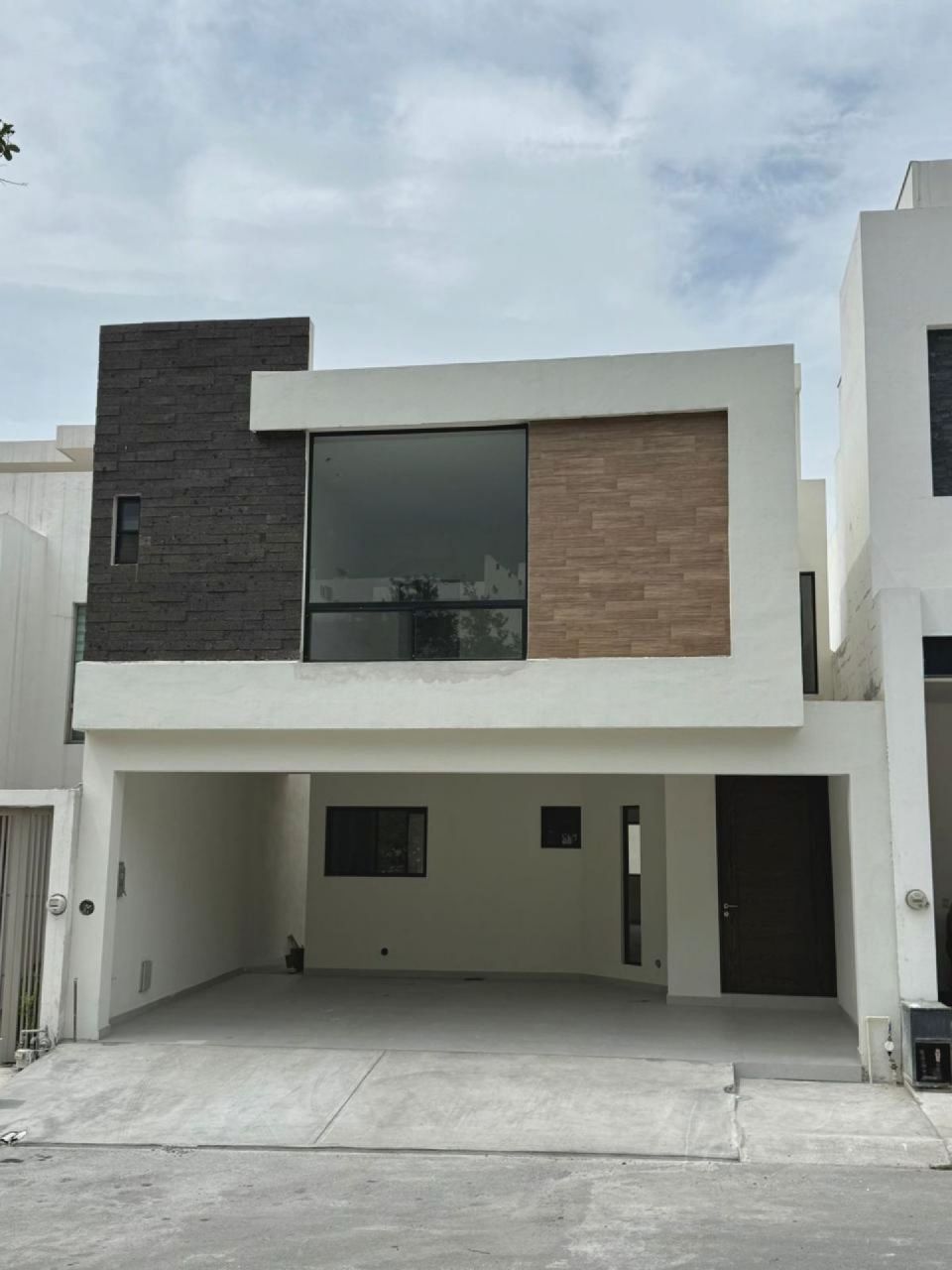 CASA EN VENTA-CUMBRES PREMIER 