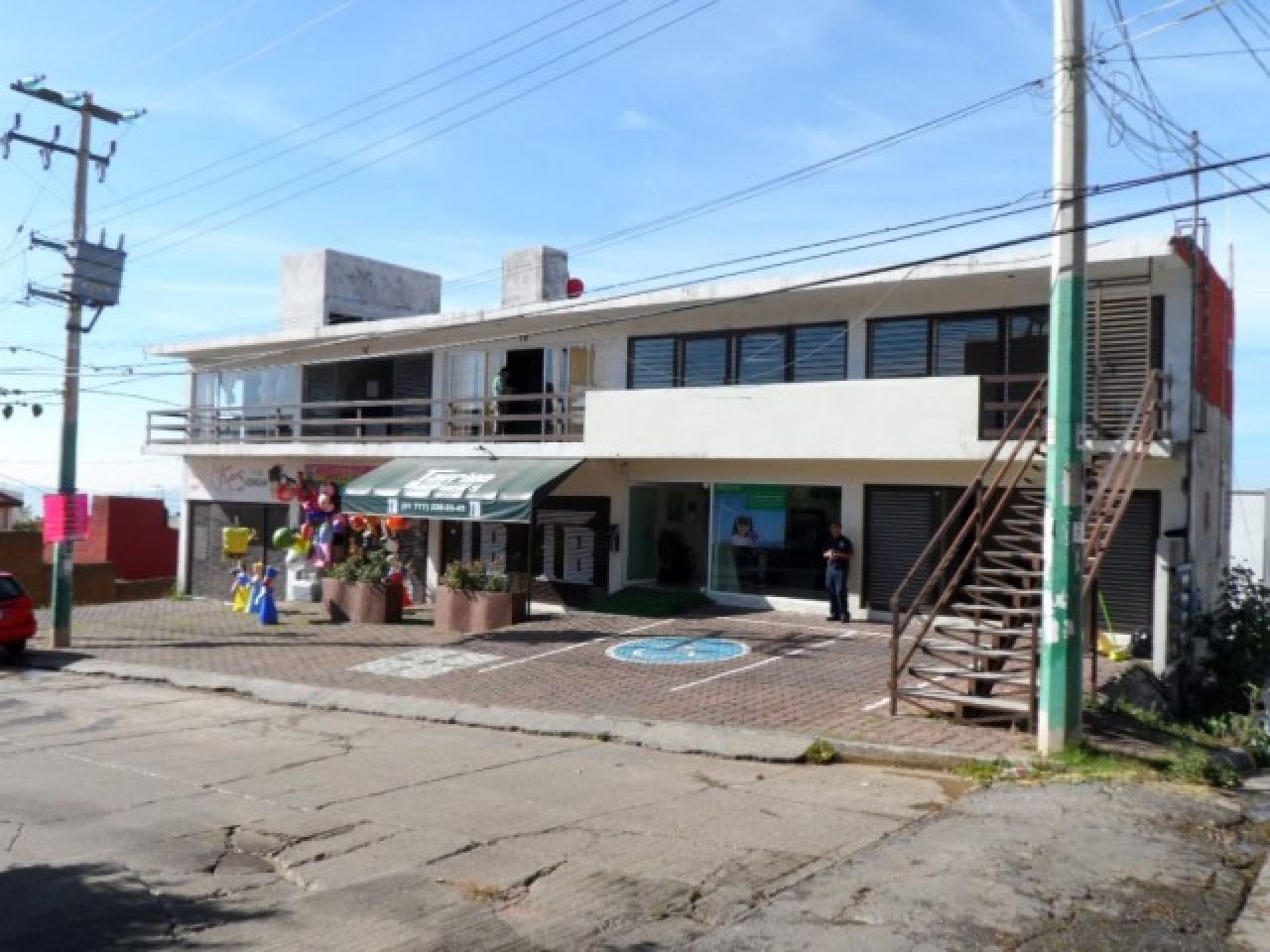 Locales comerciales en Terrazas de Ahuatlán