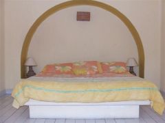 {"esp":"rec\u00c3\u00a1mara"}