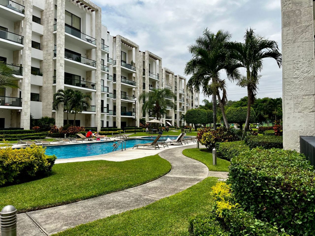 Departamentos en Paraiso Country Club