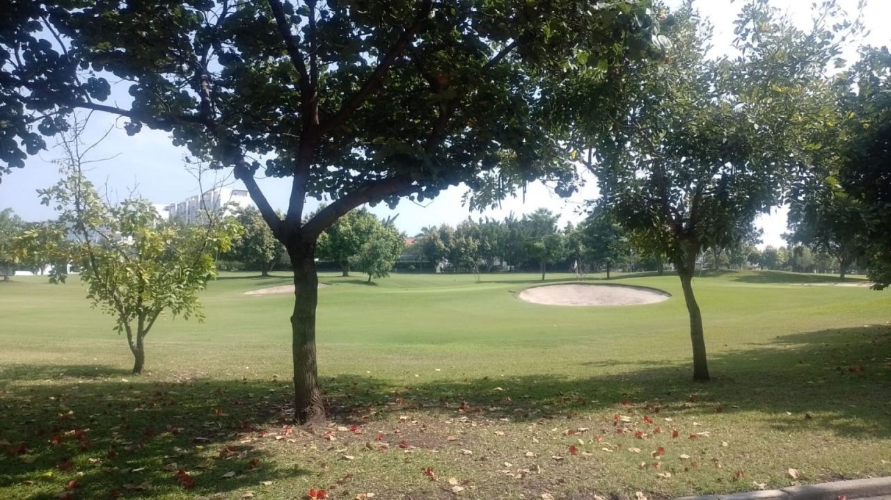 Terrenos en Paraiso Country Club