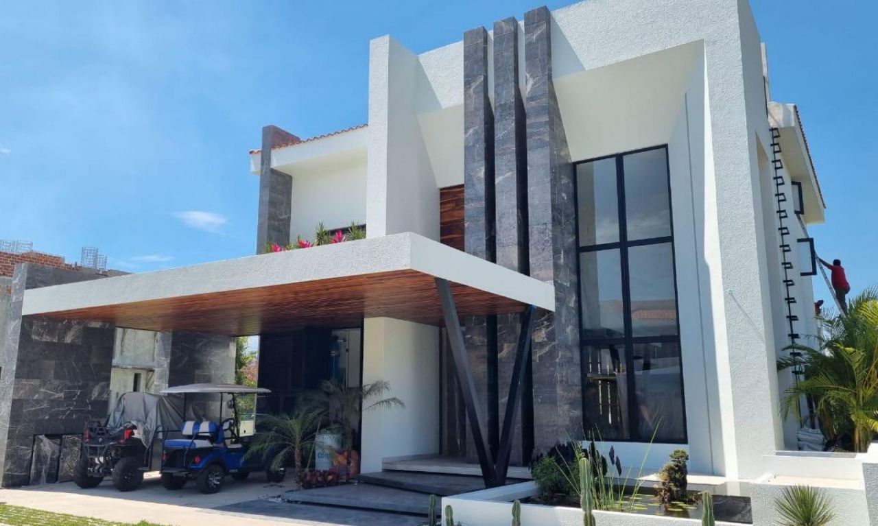 Casas en Paraiso Country Club
