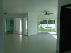 {"esp":"COMEDOR","ing":""}