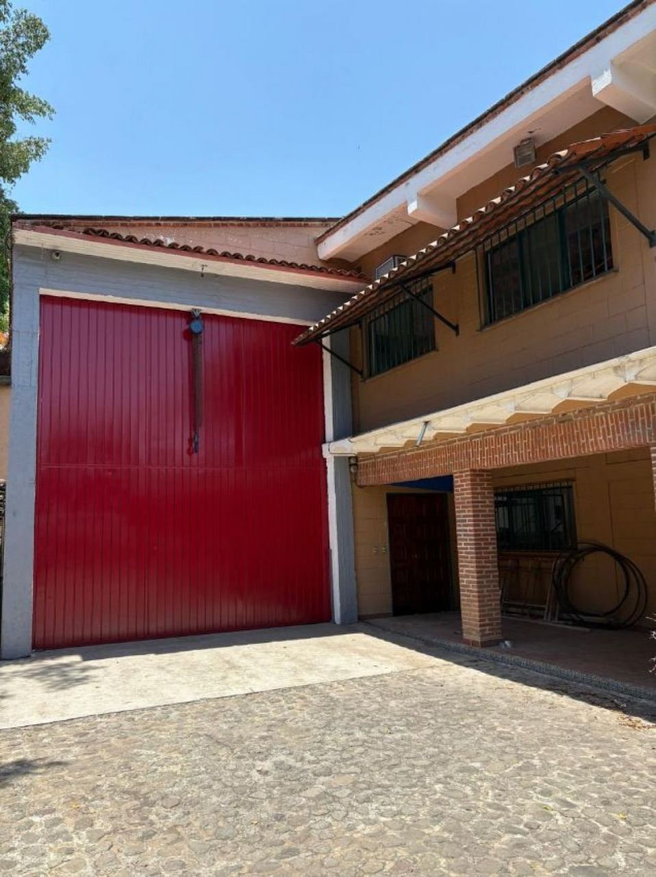 Bodegas en San Jose G. Parres